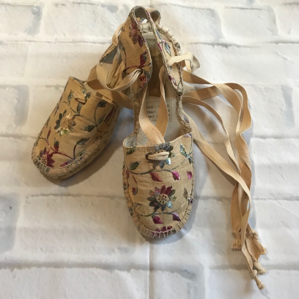 Embroidered Espadrilles